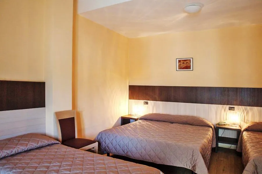 ***  Hotel Bamby Rimini Itália