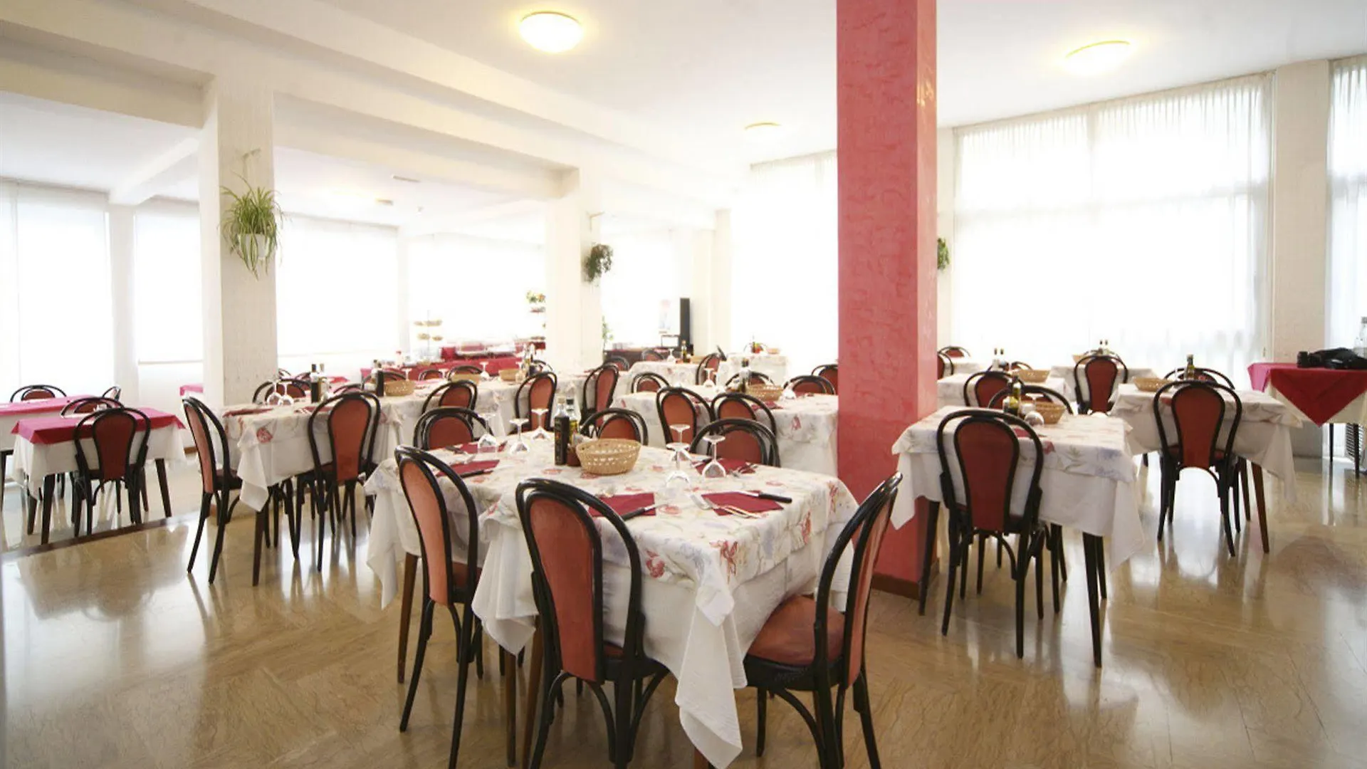 Hotel Bamby Rimini Itália
